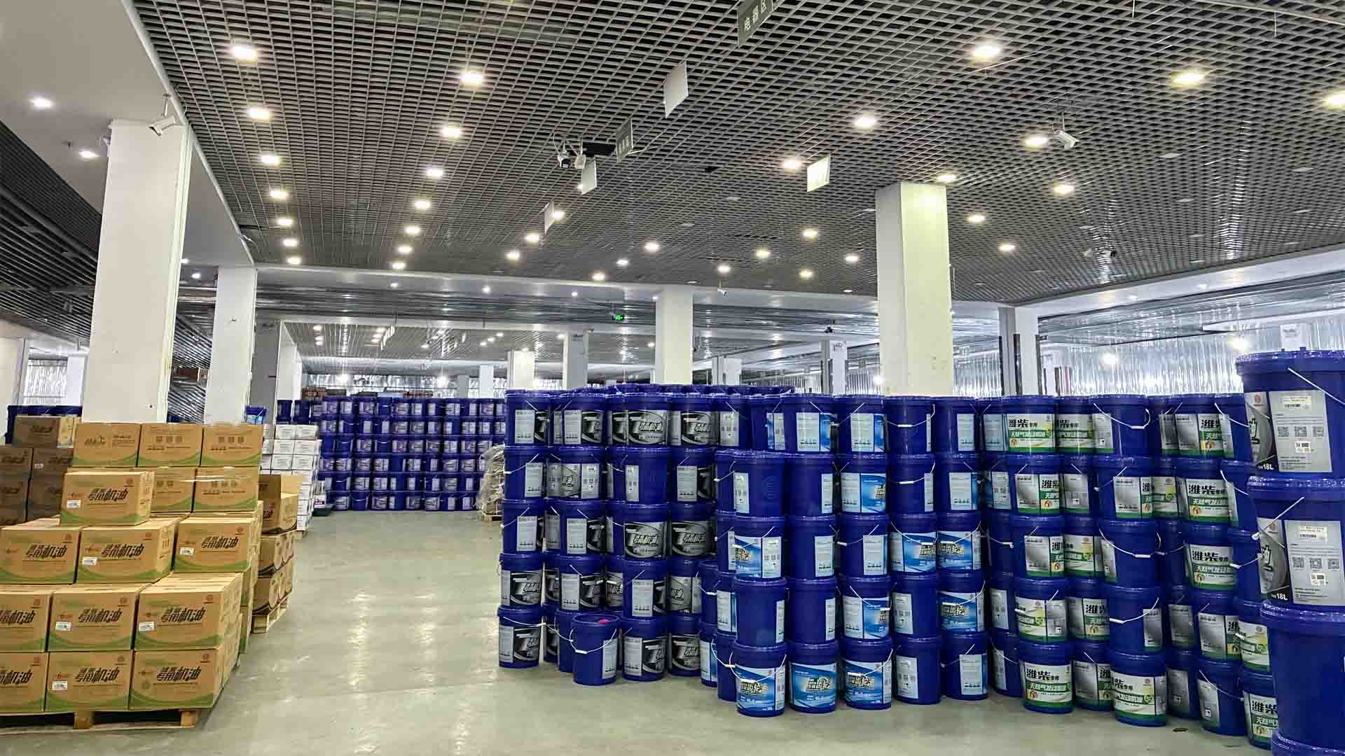 Almacén de Piezas de 1,000+㎡