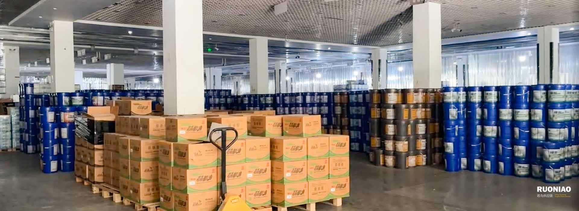 Más de 5000 Repuestos, Almacén de 3000㎡ — Servicio Confiable de Repuestos para su Negocio.