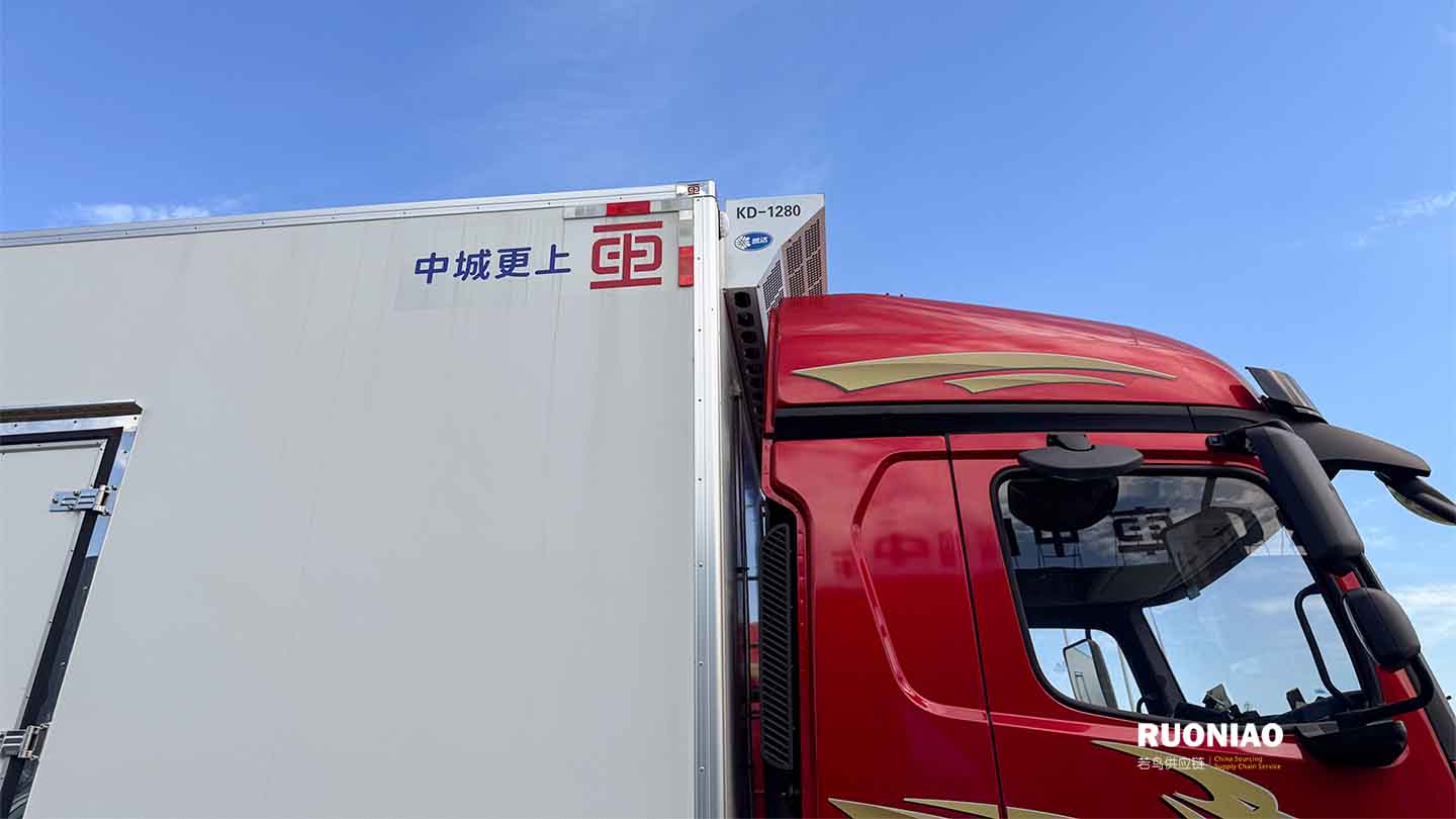 SHACMAN M5000 350HP 4X2 Camión Refrigerado 6.8m - 14