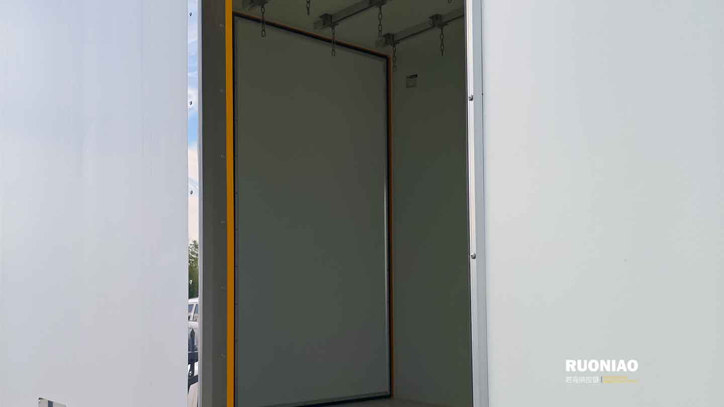 SHACMAN M5000 350HP 4X2 Camión Refrigerado 6.8m - 21