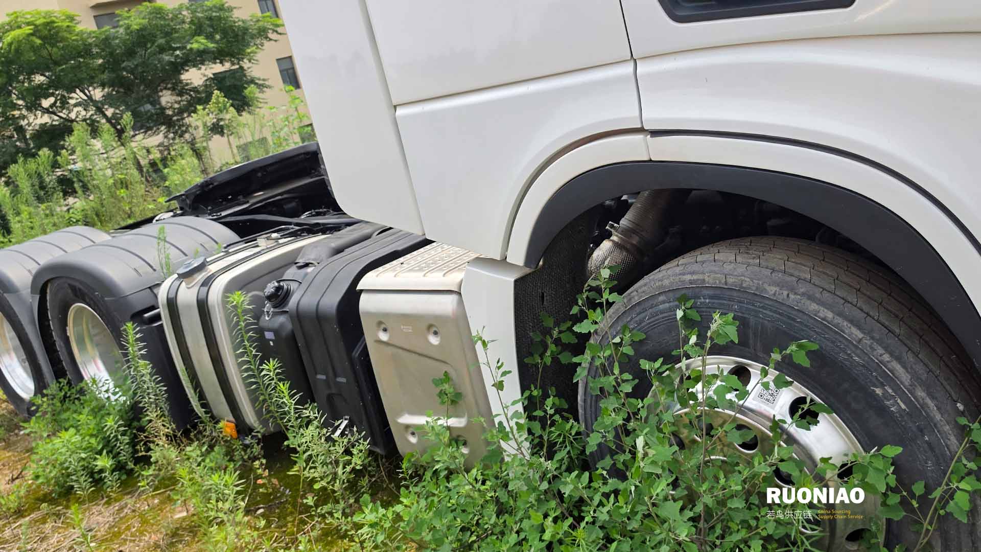 SHACMAN X6000 6x4 Tractora (Edición RU/CU-TR) - 2