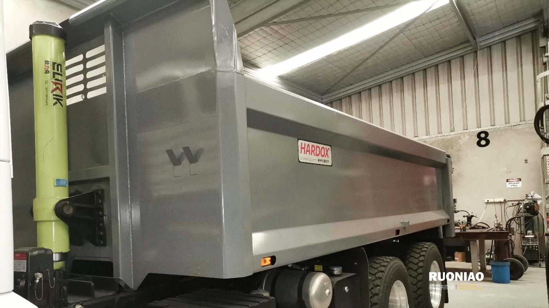 SHACMAN X3000 6×4 Camión Volquete Hardox 🇵🇪 - 12