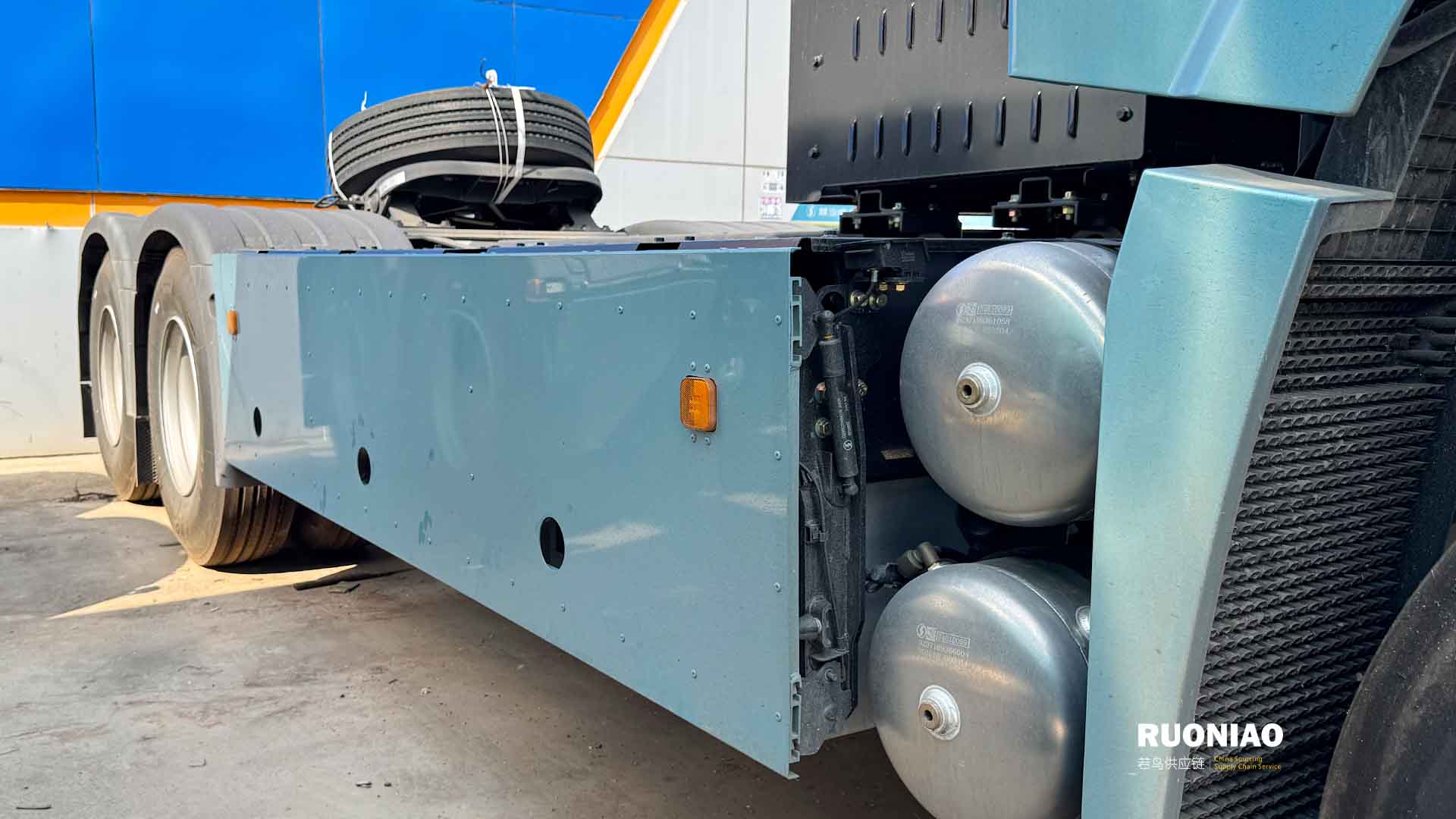 SHACMAN H6000E 6X4 Tractocamión Eléctrico - 4