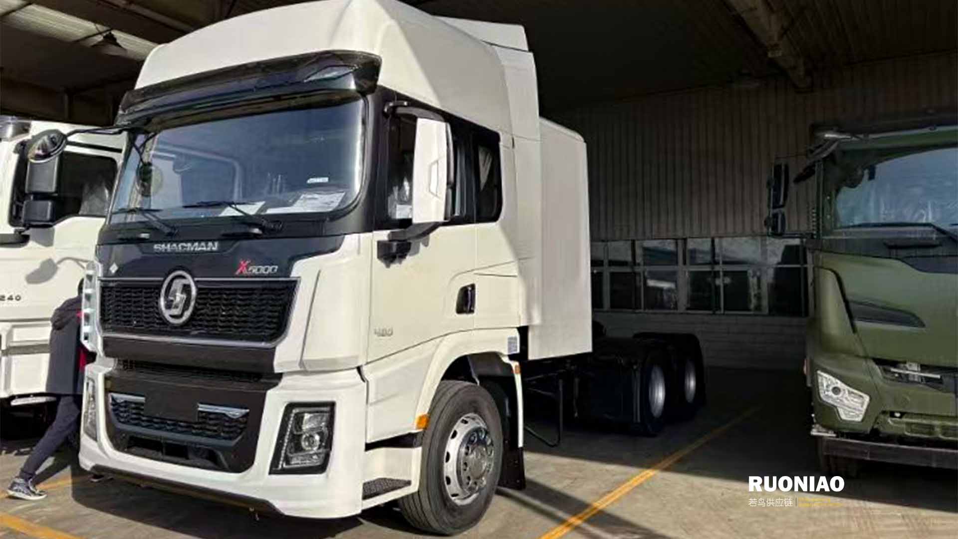 SHACMAN X5000 6×4 Tractora CNG 🇵🇪 - 3