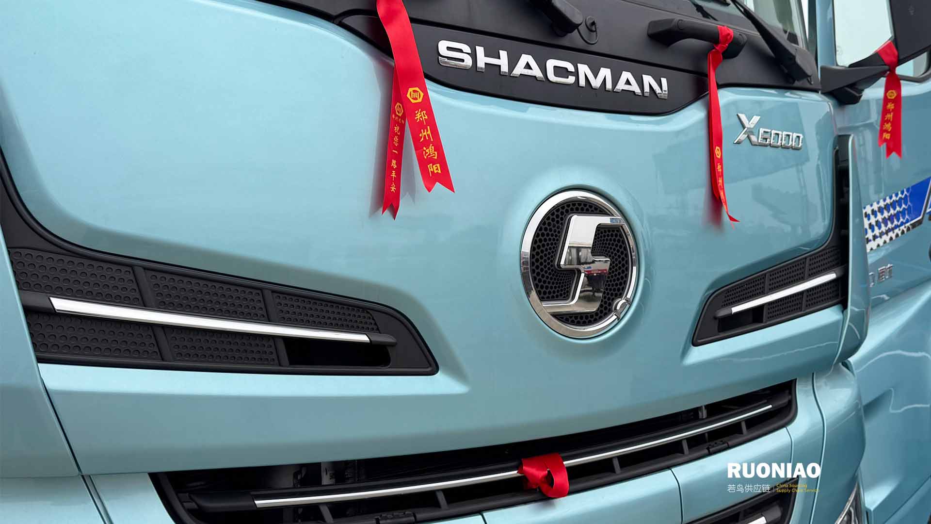 SHACMAN X6000 6x4 牵引车 - 10