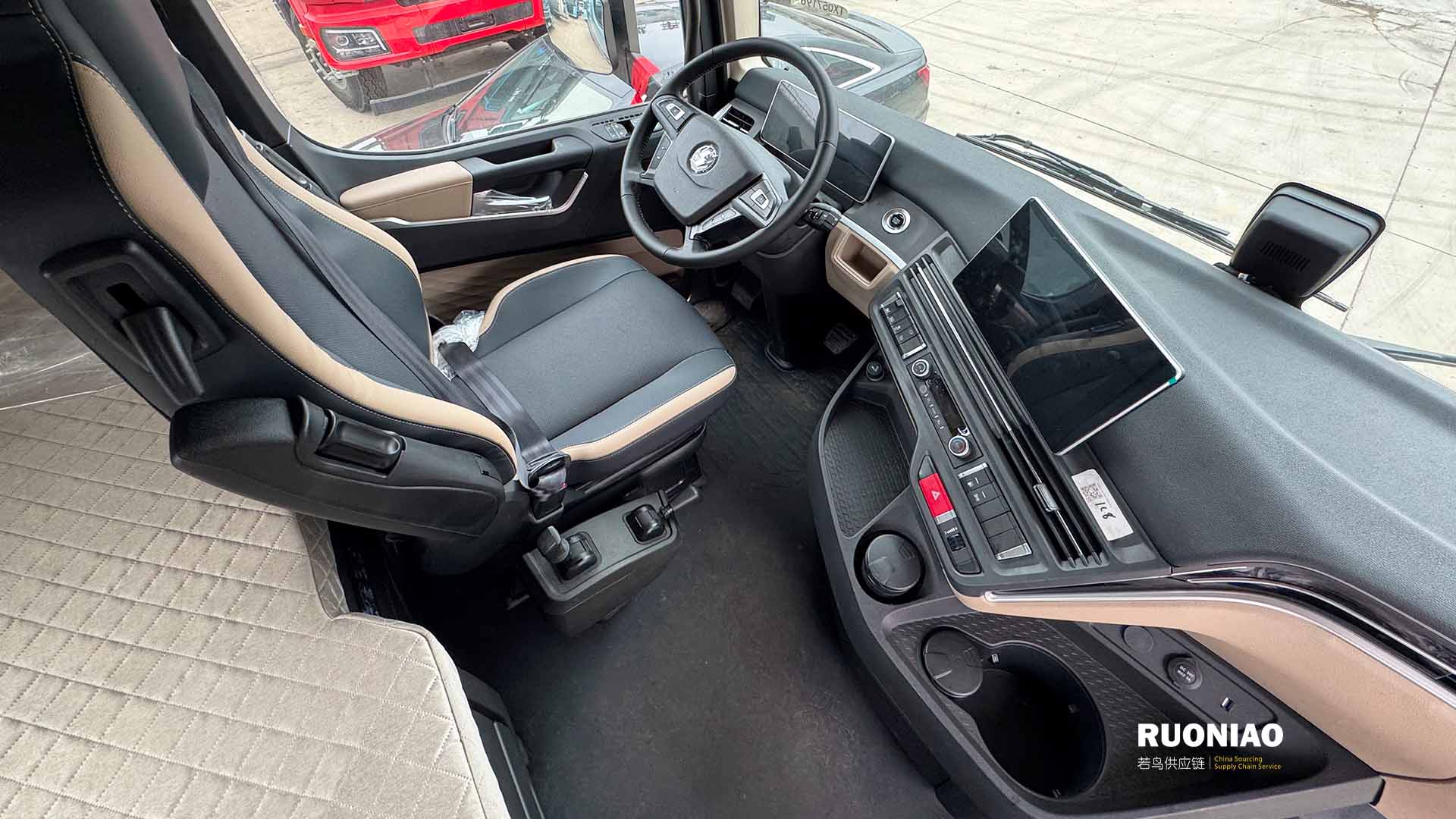 SHACMAN X6000 6x4 牵引车 - 20