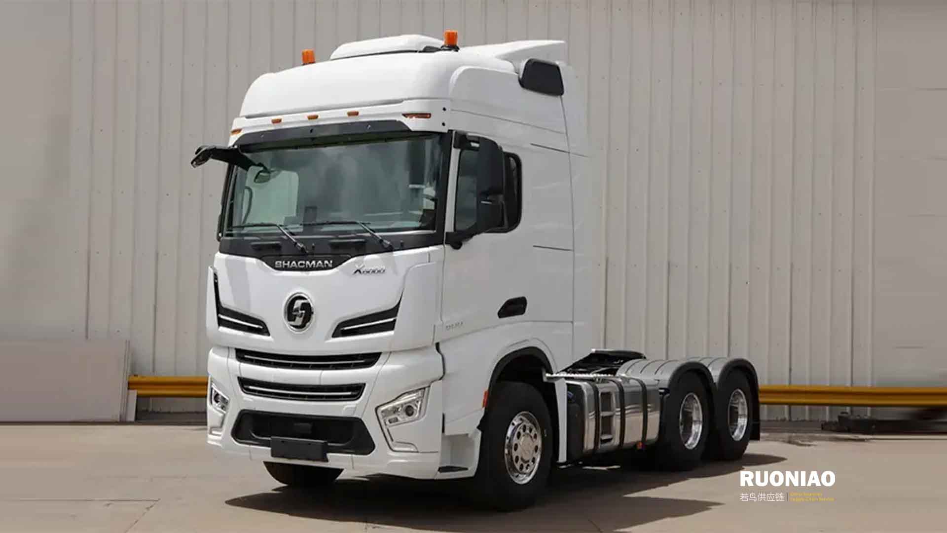 SHACMAN X6000 6×4 Camión Tractora 560HP Perú